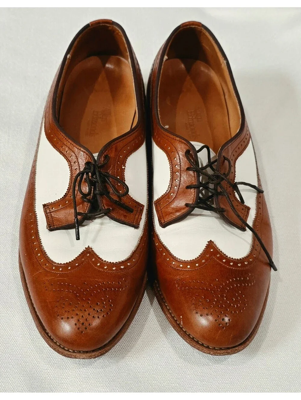 Allen Edmonds Two-Tone Brown and White Leather Wingtip Dress Shoes Size 8.5 B